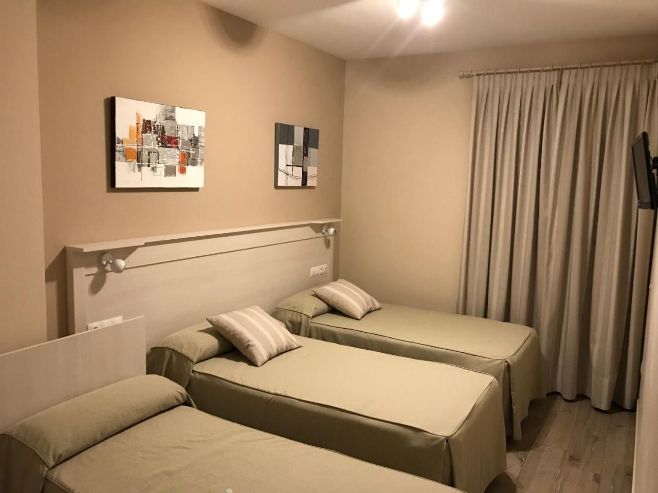 Hostal Los Encinares Villanueva de Córdoba Esterno foto